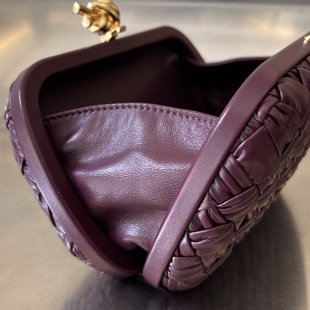 Knot Padded Intreccio Leather Clutch Bordeaux